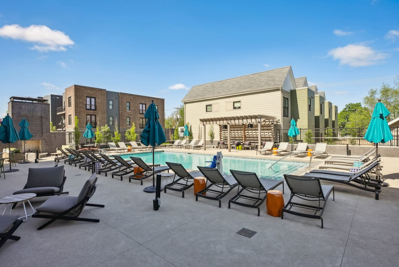 The outdoor areas’ plush seating beckons you to sink in and relax, surrounded by light and airy decor.