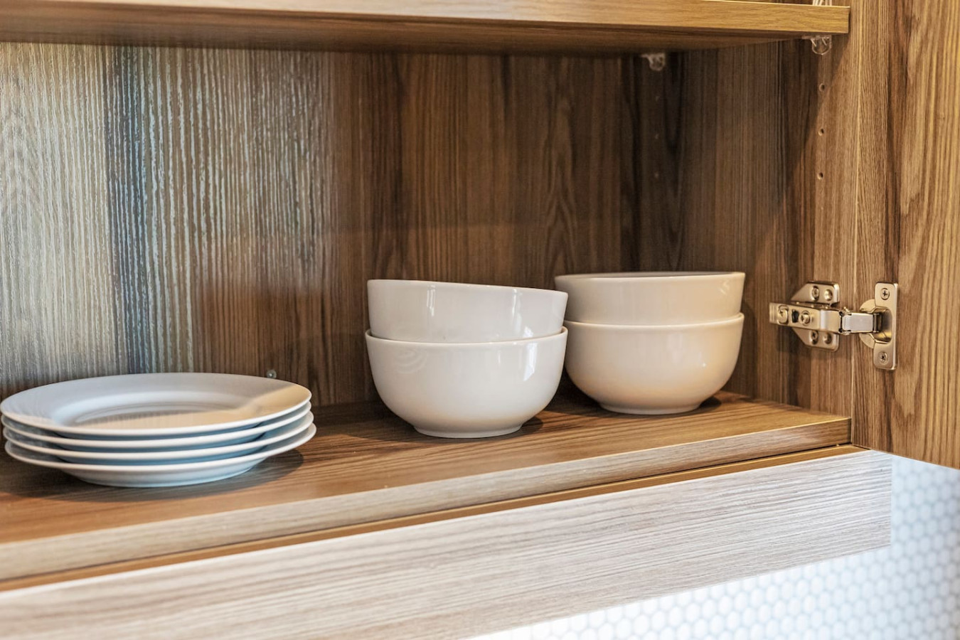 Plates & Bowls
