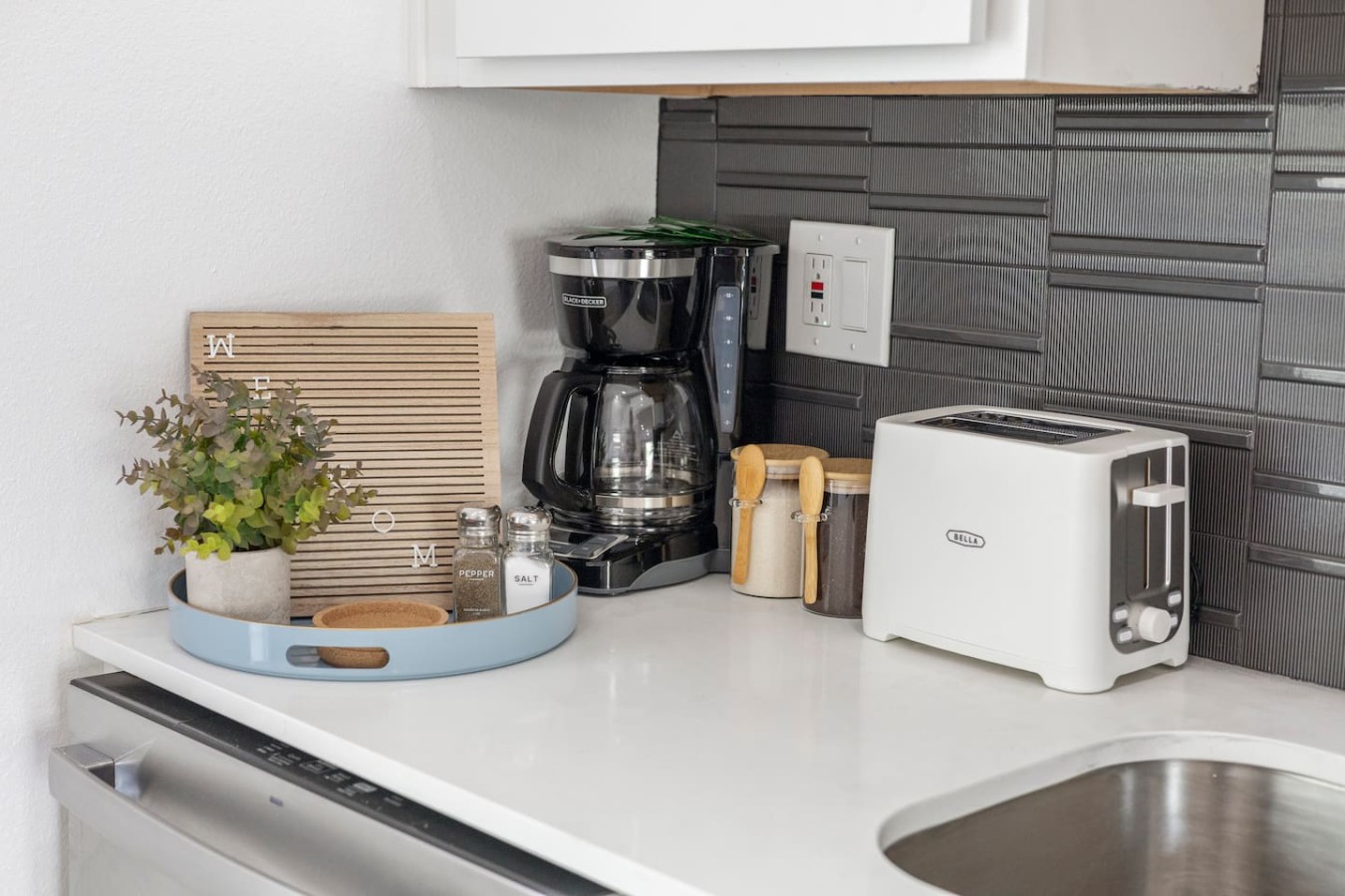 Coffee Maker, Coffee, Sugar, Toaster