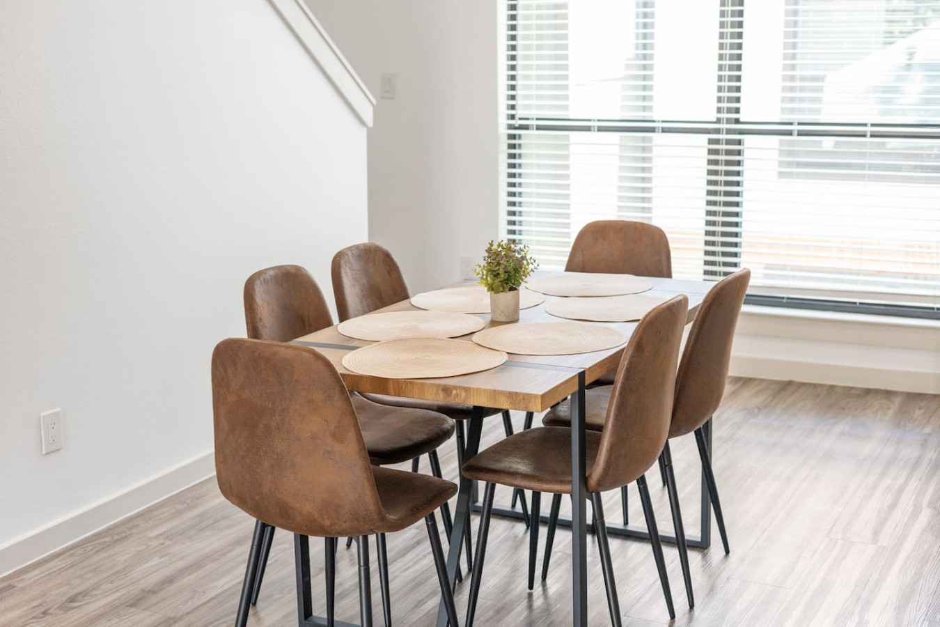 Dining Table With 6 Chairs