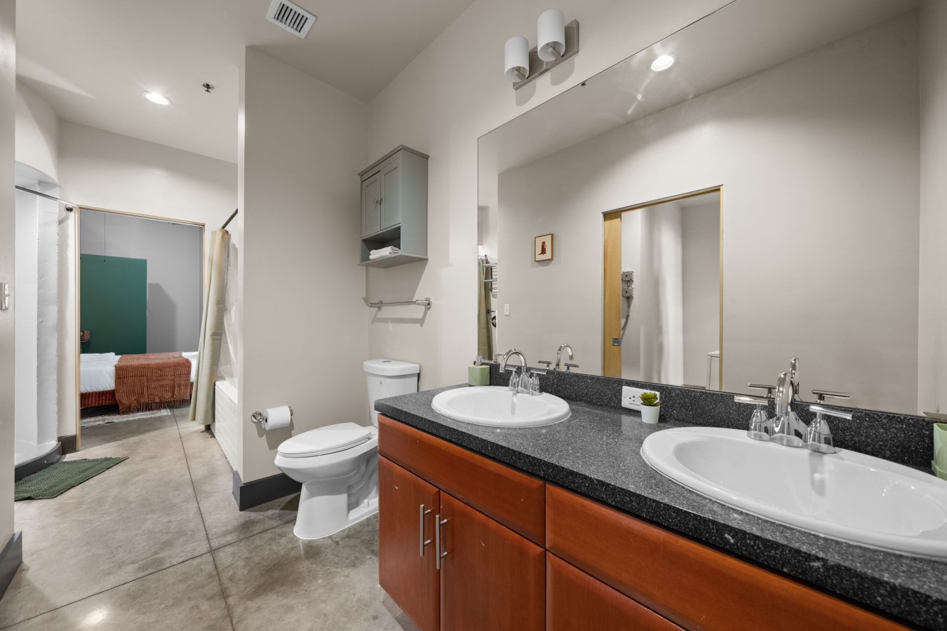 Shower or Soak – A versatile bathroom featuring both a shower and tub for added comfort.