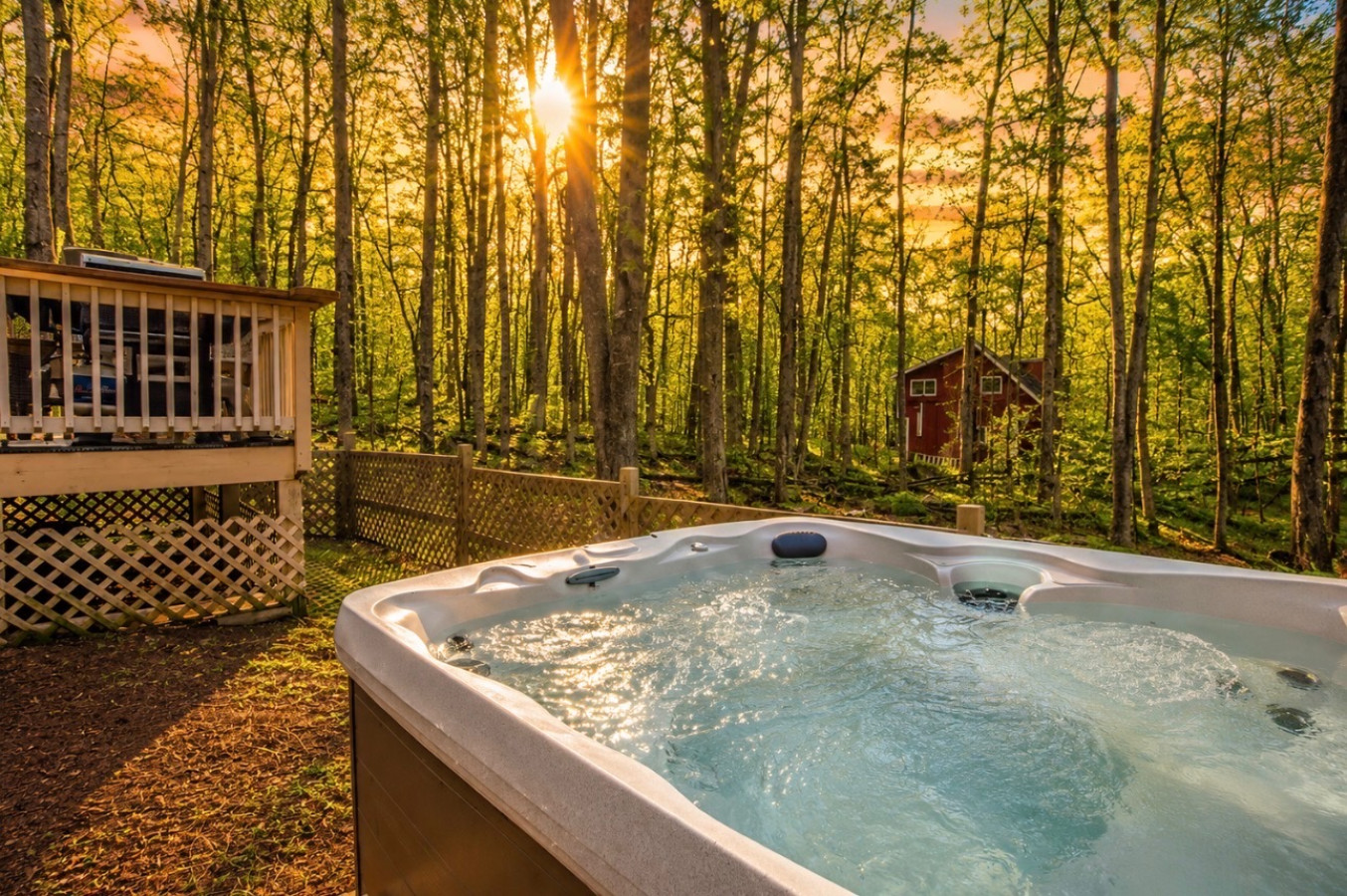 Family Retreat w/ Hot Tub + Fire Pit | Walk to Lake