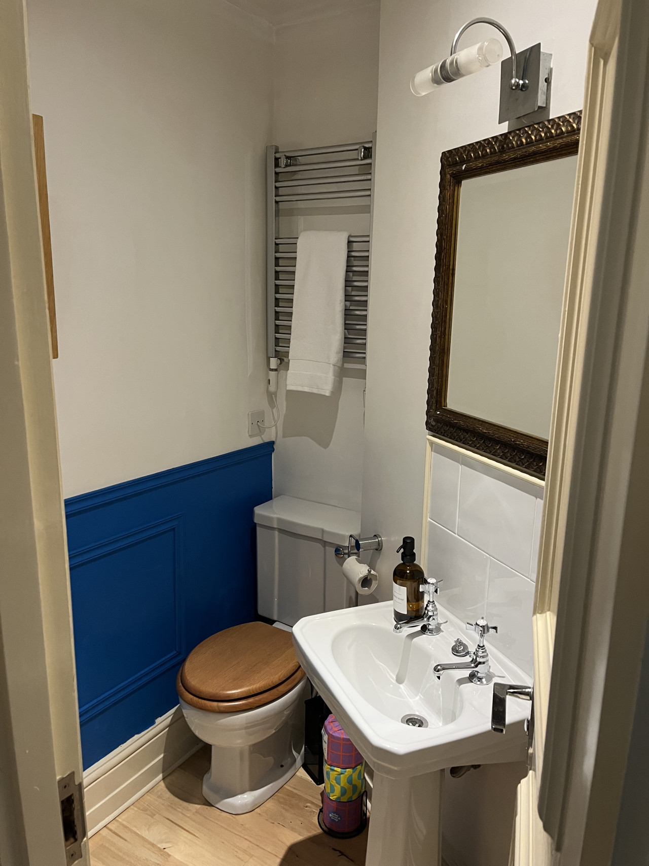 Awesome 3 bedroom Notting Hill very central with a balcony in 33 Clanricarde Gardens 1st Floor Flat - Property image 23 - VivreStays
