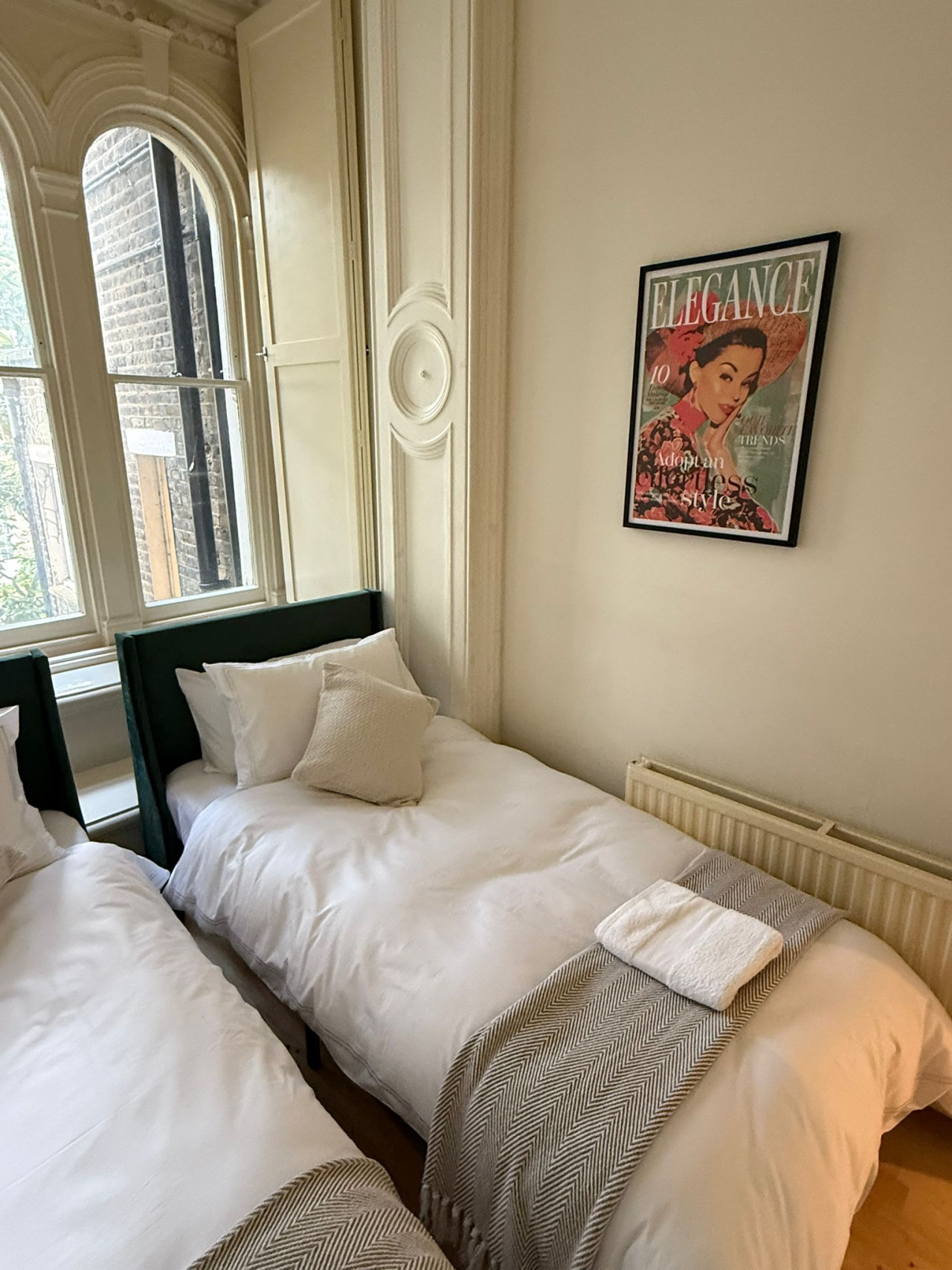 Awesome 3 bedroom Notting Hill very central with a balcony in 33 Clanricarde Gardens 1st Floor Flat - Property image 3 - VivreStays