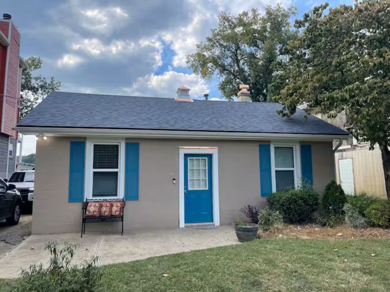 The Riverside Retreat - Your Coastal Getaway