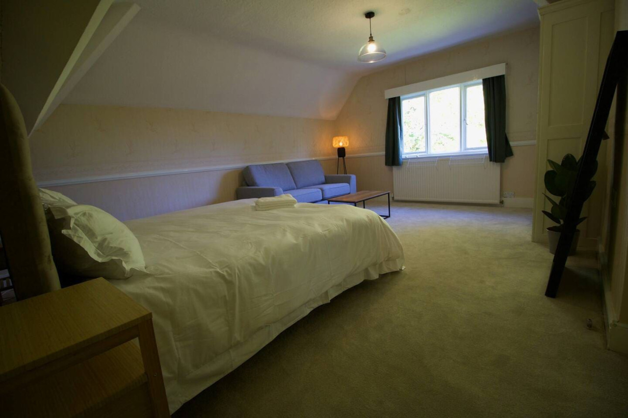 Top floor garden-view suite