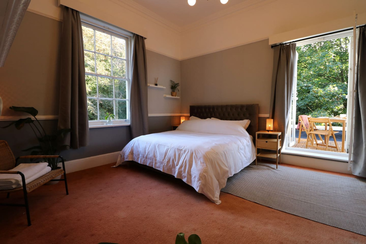 Luxurious suite with balcony