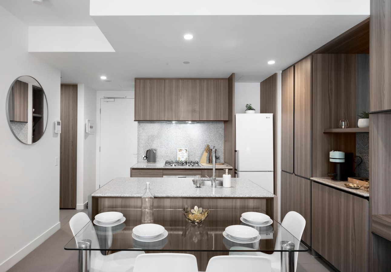 Kitchen With Complimentary Cook Book, Cooking Utensils & Spices