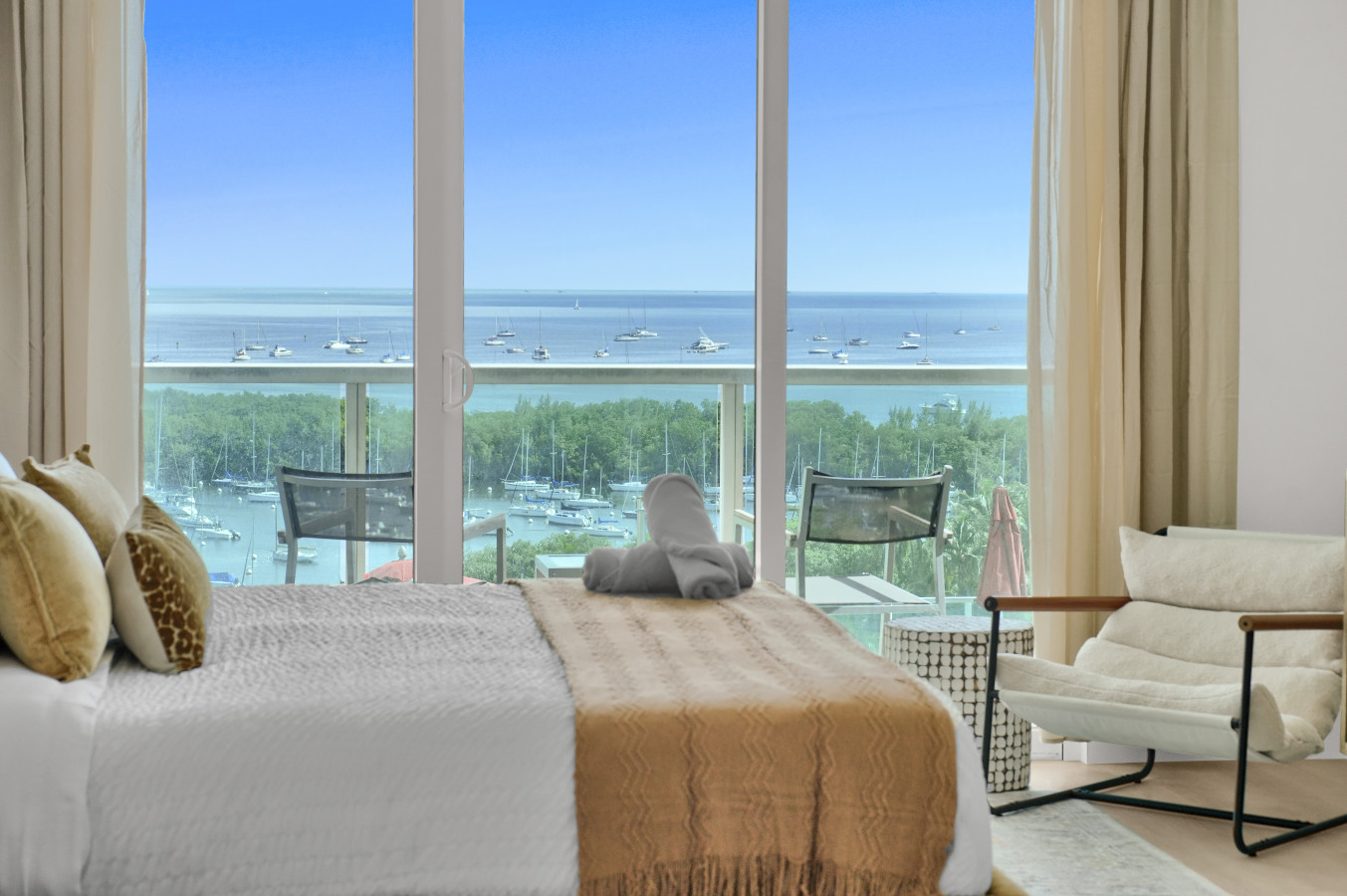 Sparkling Pool And Ocean View - Stunning Coastal Escape - Bahamas