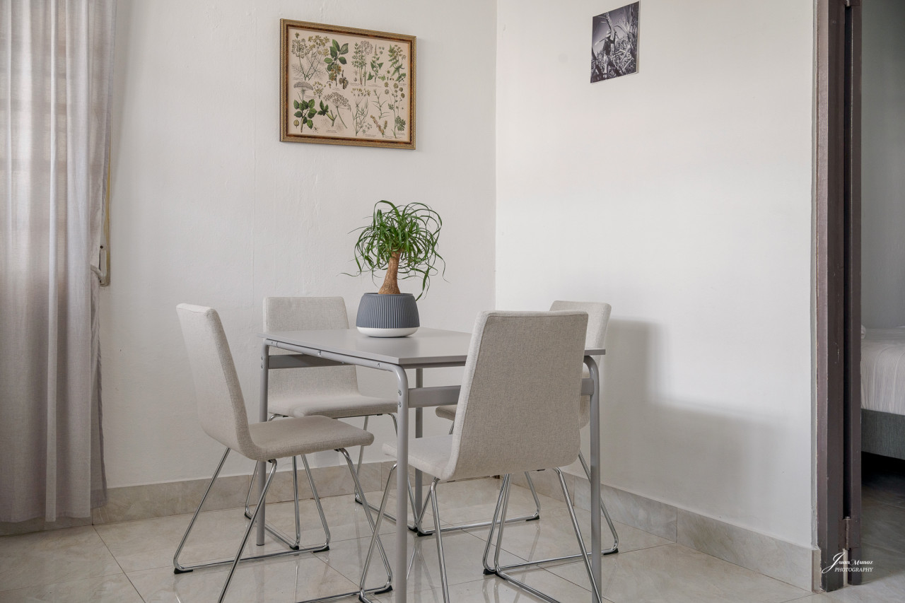 Dining table with chairs in a vacation rental property in Puerto Rico — Villa Blanca | San Juan | La Plácita, Miramar