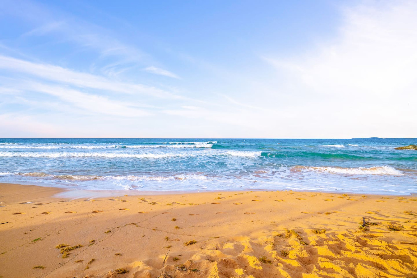View of the ocean from the balcony of a vacation rental property in (balcony 4) — Captain’s Beachfront Luquillo Beach House, 