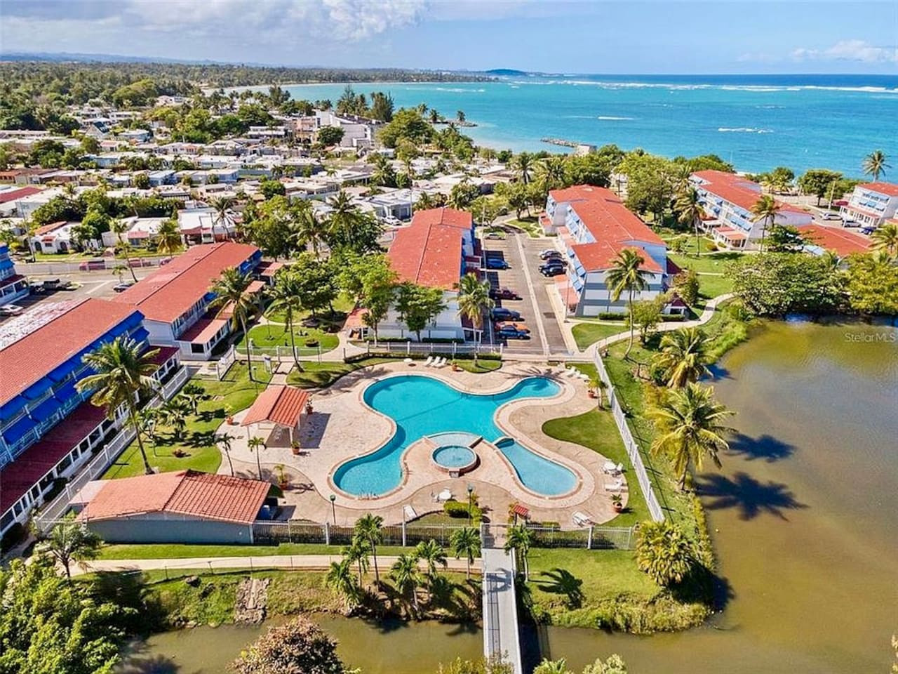 Pool area of a vacation rental property in Puerto Rico — Beach Villa Dorado Del Mar, Dorado