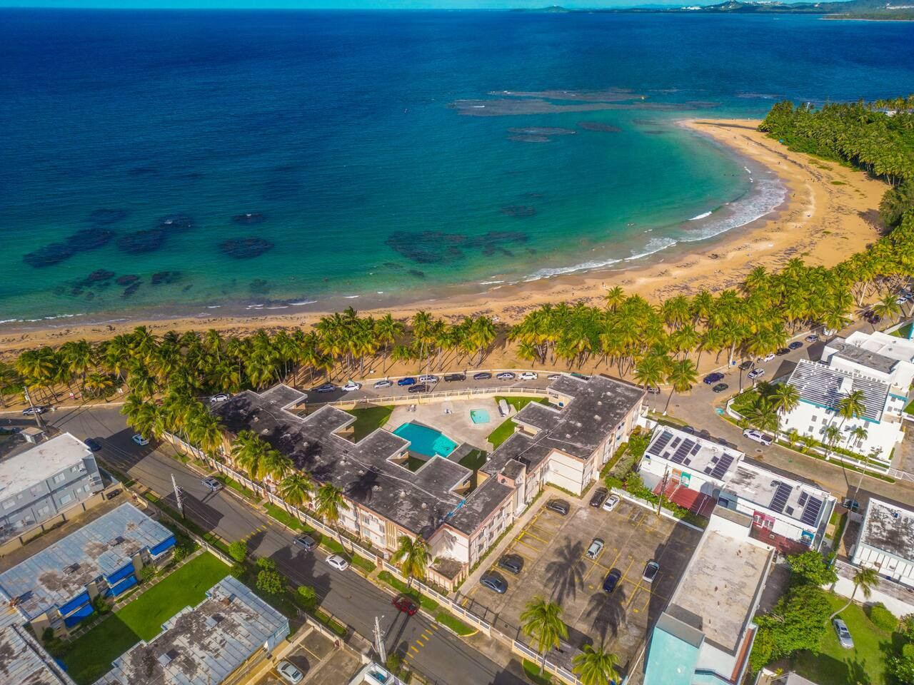 View of the ocean from the balcony of a vacation rental (balcony 3) — Walking to the Beach 3 bedroom House Next to Ocean, Luq