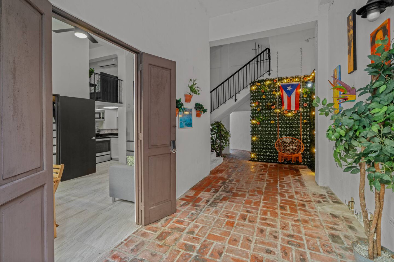 Entrance to a vacation rental property in Puerto Rico — El Balcón Art Loft – Old San Juan, Old San Juan