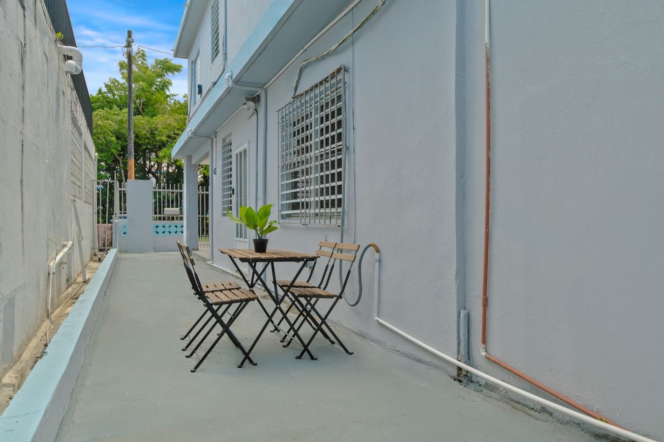 Interior 13 at Sora | Near Airport | Patio, Parking + Laundry, Carolina