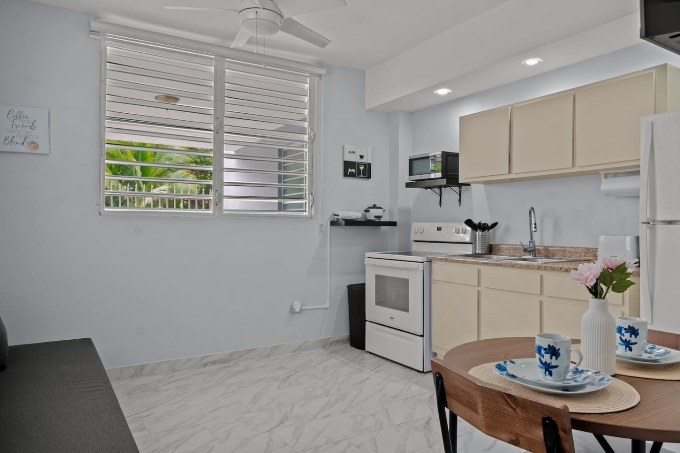 Interior 7 at Sora | Near Airport | Patio, Parking + Laundry, Carolina