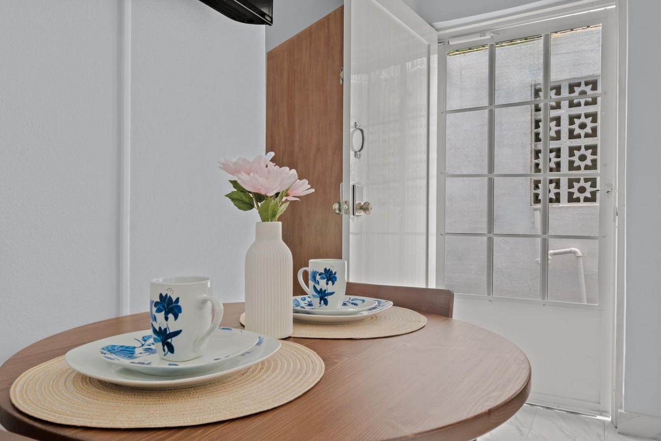 Interior 15 at Sora | Near Airport | Patio, Parking + Laundry, Carolina