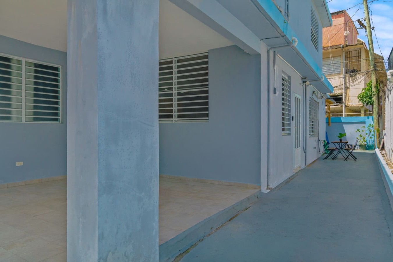 Interior 10 at Sora | Near Airport | Patio, Parking + Laundry, Carolina