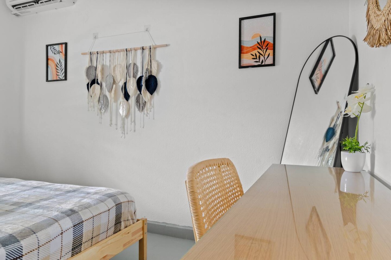 Bedroom with a bed, a chair, and a hanging decoration — Santurce Blue 2BR | Near Beach & La Placita