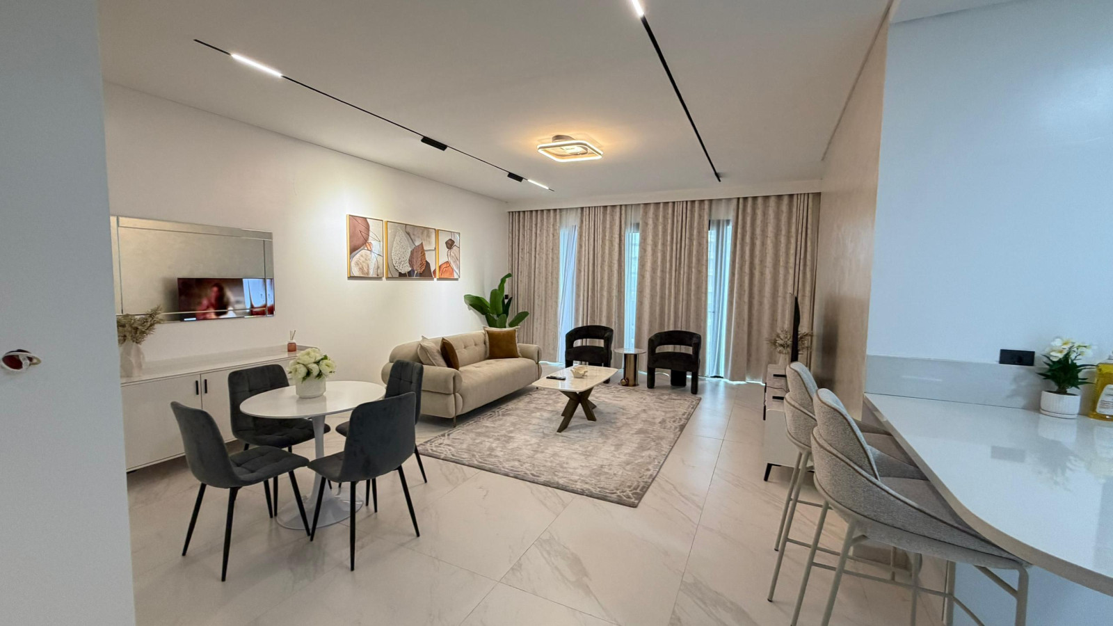 Stunning 1-Bedroom Apartment in the Heart of Kinshasa – Place des Évolués, Gombé