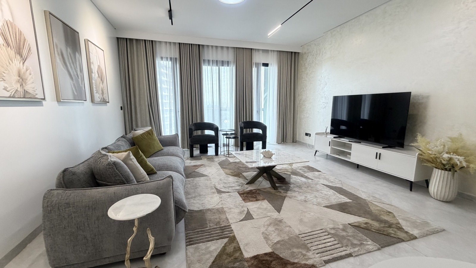 Stylish 1-Bedroom Apartment in the Heart of Kinshasa – Place des Évolués, Gombé