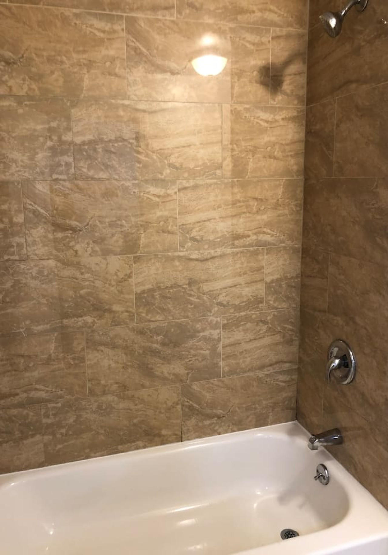 Private apartment with 3 bedrooms and 1 bathroom near Newark International Airport EWR and New York City