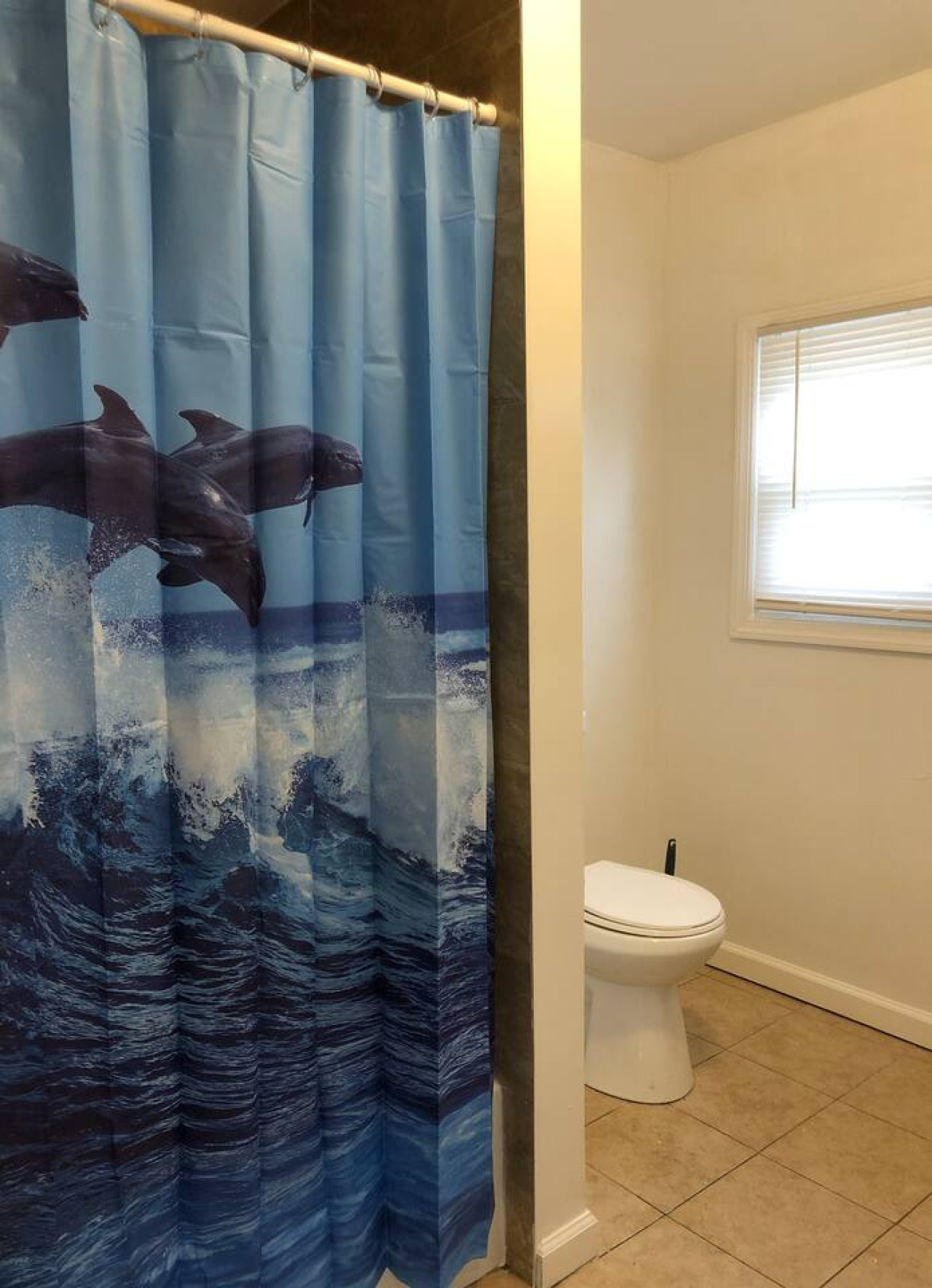Private apartment with 3 bedrooms and 1 bathroom near Newark International Airport EWR and New York City
