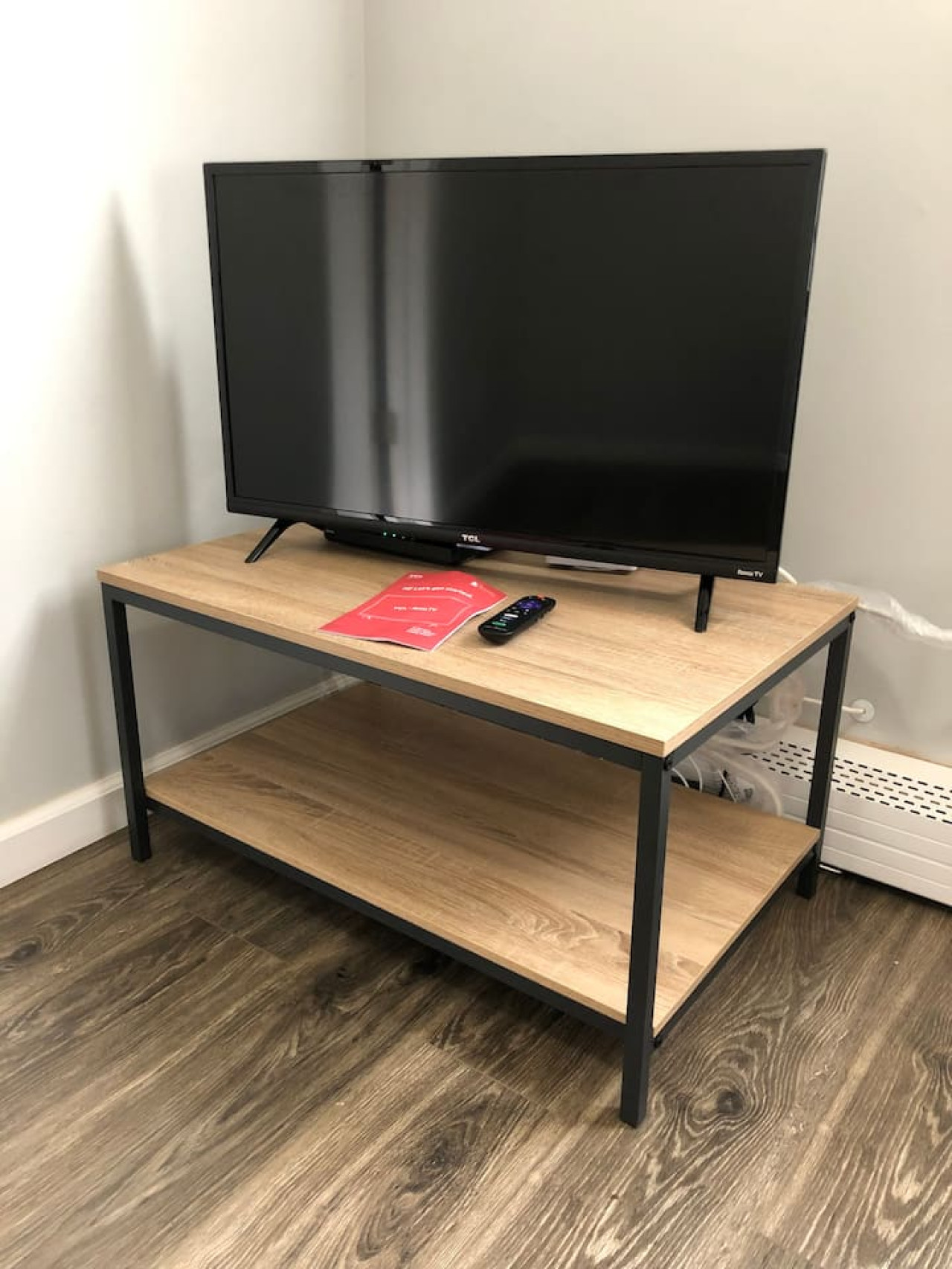 Private 2-bedroom apartment, free parking, direct bus to NYC Manhattan only 2 blocks away, MetLife Stadium 25 minutes away
