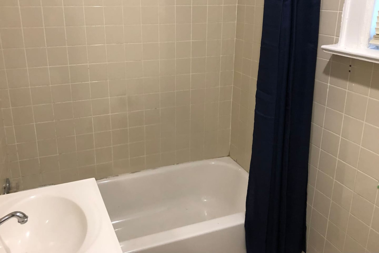 Private apartment with 1 bedroom and 1 bathroom