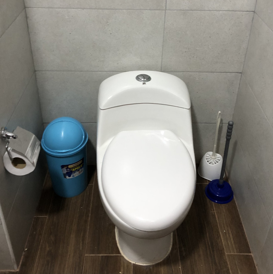 Spacious 3-bedroom and 2 bathroom home with private pool and patio and free Wi-Fi