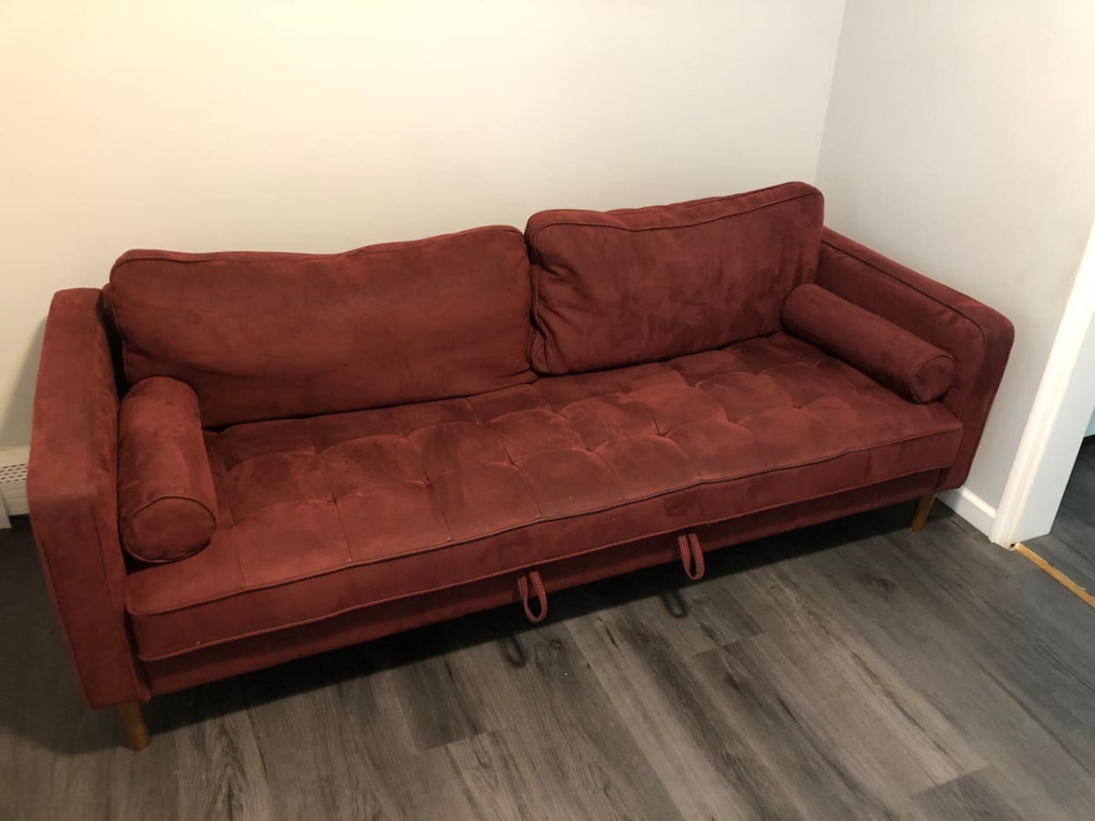 Private 2-bedroom apartment, free parking, direct bus to NYC Manhattan only 2 blocks away