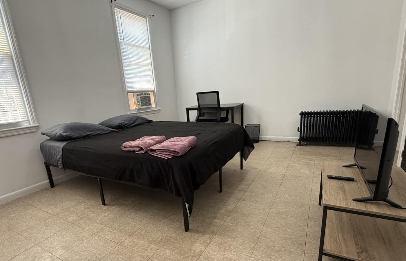 Large and private 3 bedroom and 2 bathroom apartment, separate street entrance