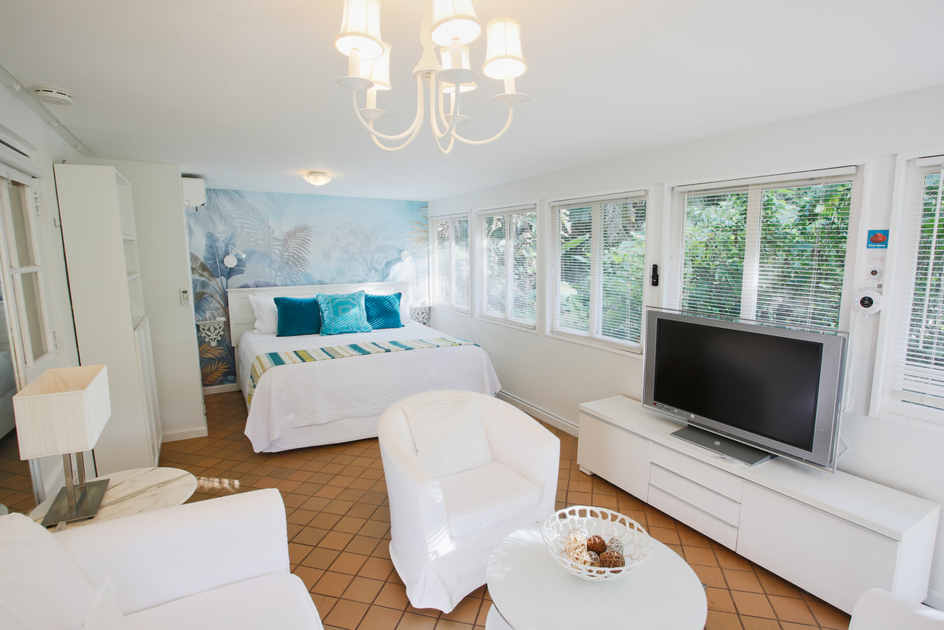 Miami Pool Cottage 3