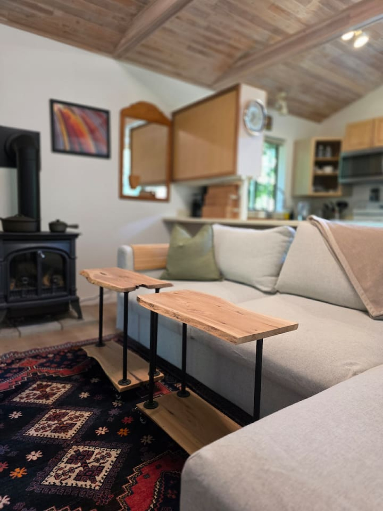 Newly Renovated, Light-Filled Cabin