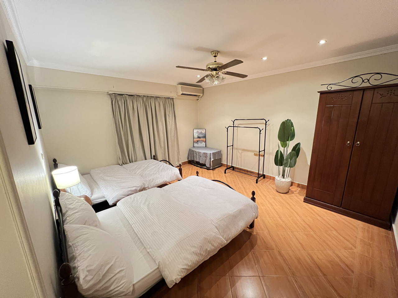 bed2-1.jpg