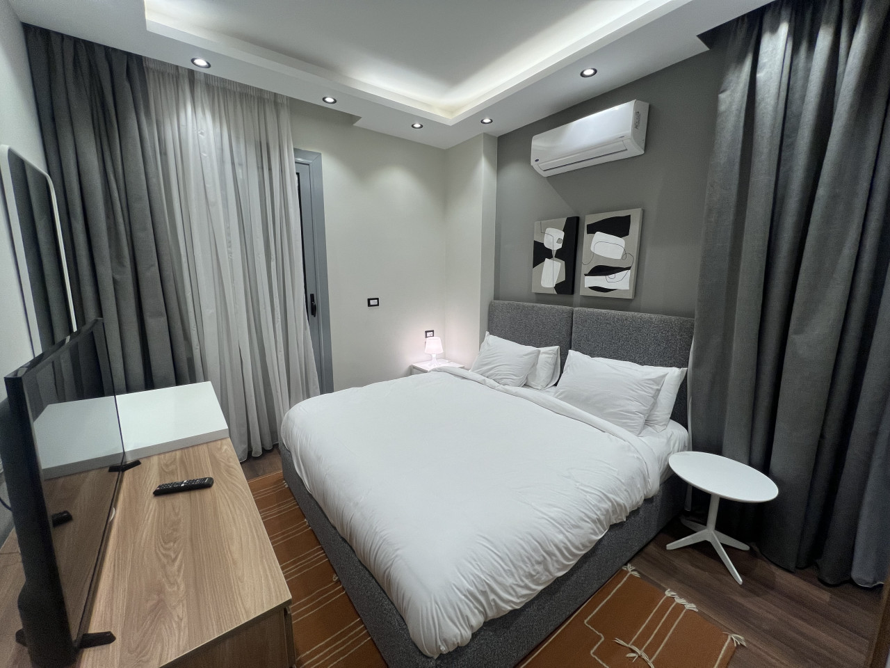 bed2-1.JPG