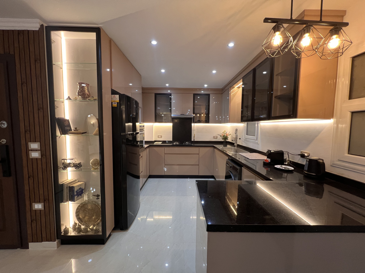 kitchen-2.jpg