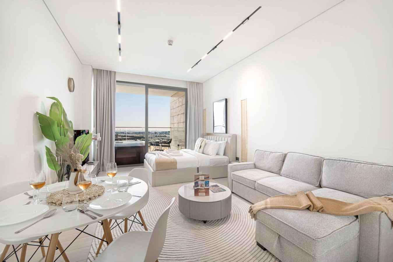 Priv Jacuzzi / Spa / Cold Plunge / Gym / Queen bed