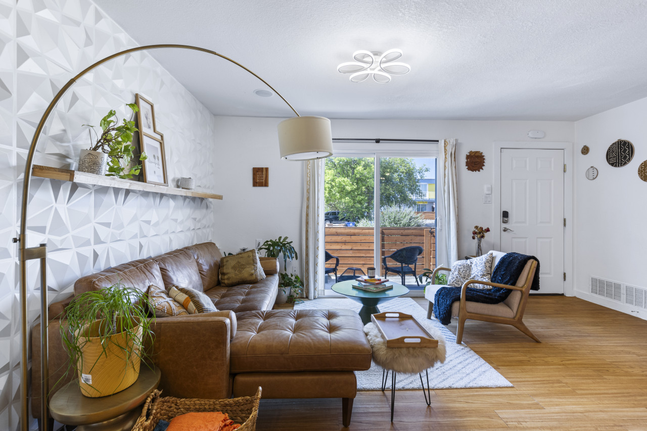 Upgraded Cozy Condo Near Dtown Atx w/ Home Theater, Free Parking