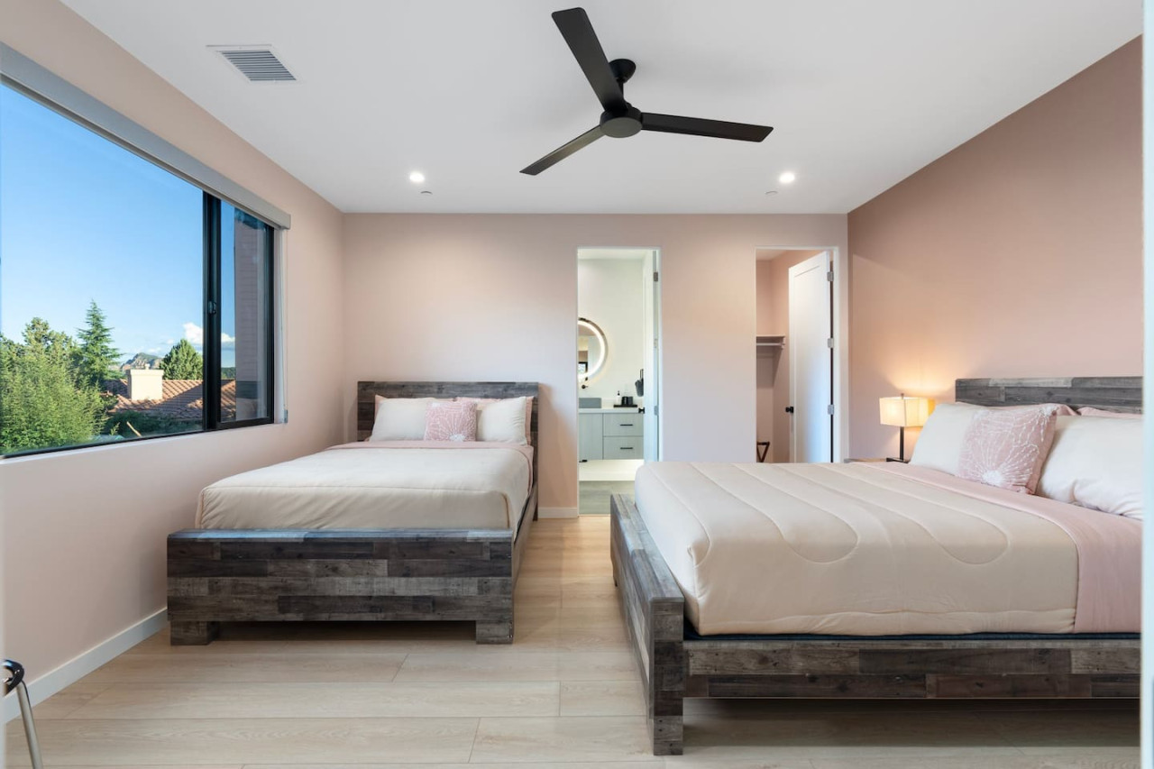 Sedona Luxury Mountain Views, HotTub, Rooftop Deck