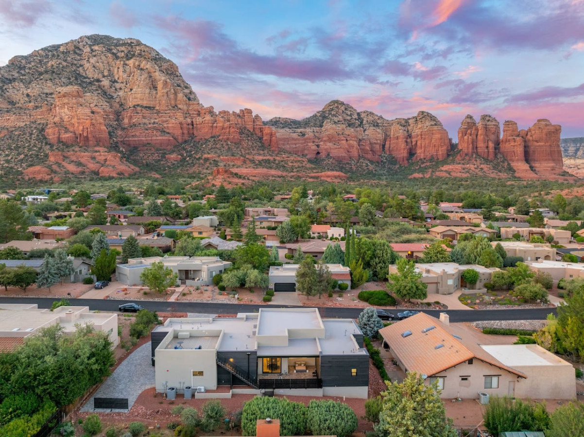 Sedona Luxury Mountain Views, HotTub, Rooftop Deck