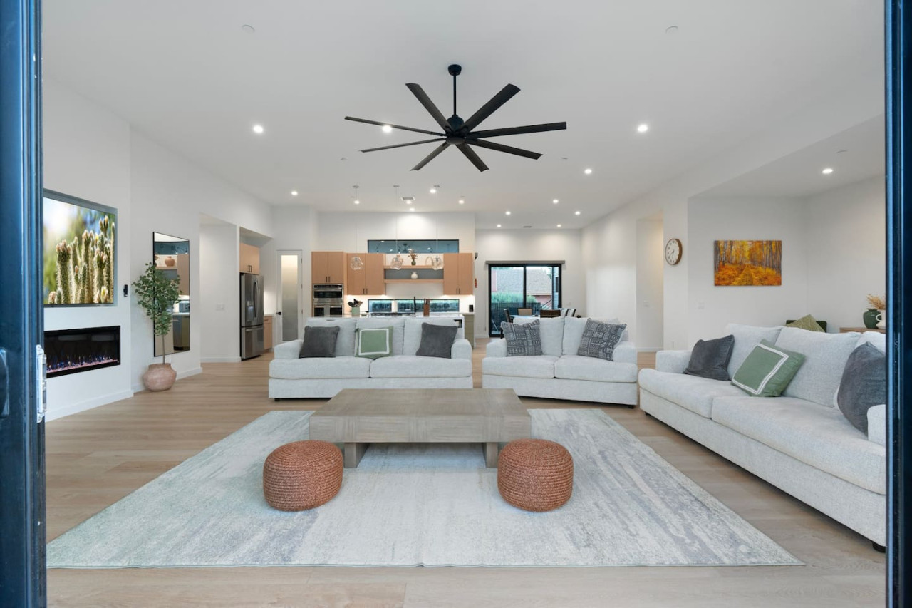 Sedona Luxury Mountain Views, HotTub, Rooftop Deck