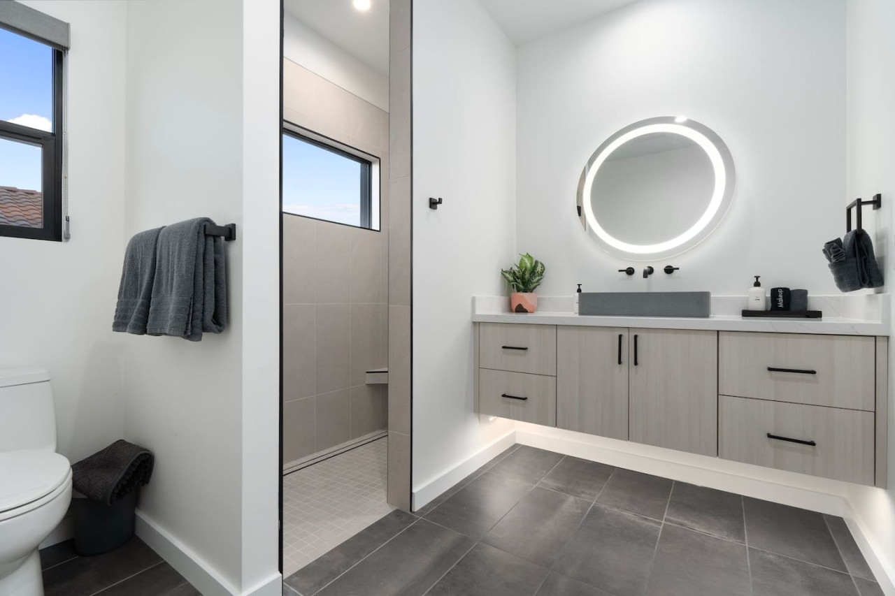 Sedona Luxury Mountain Views, HotTub, Rooftop Deck