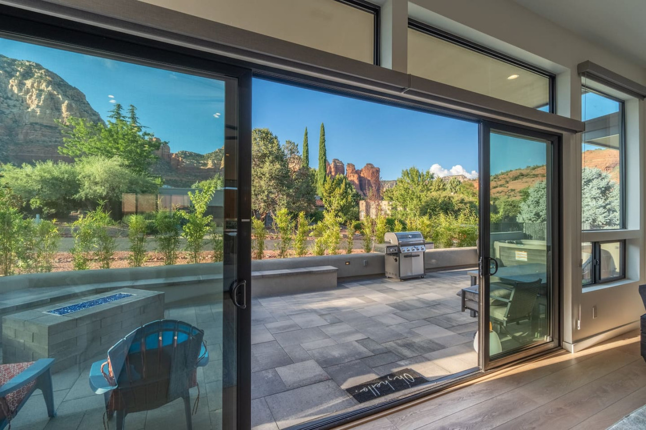 Sedona Luxury Mountain Views, HotTub, Rooftop Deck
