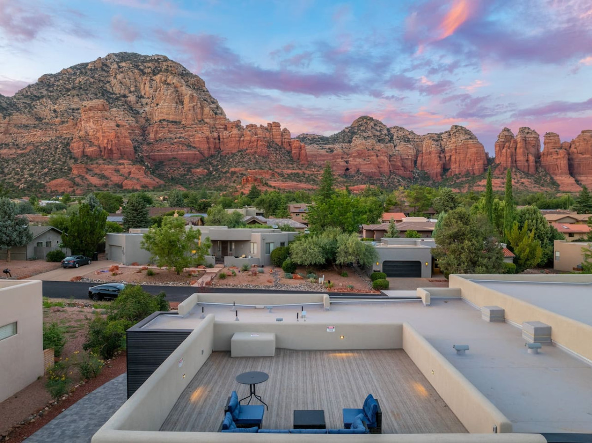 Sedona Luxury Mountain Views, HotTub, Rooftop Deck