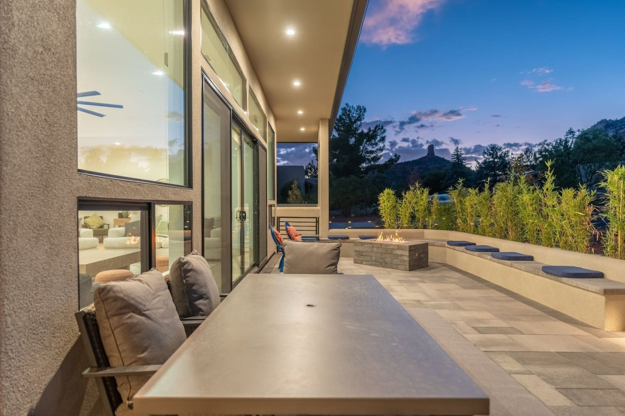 Sedona Luxury Mountain Views, HotTub, Rooftop Deck