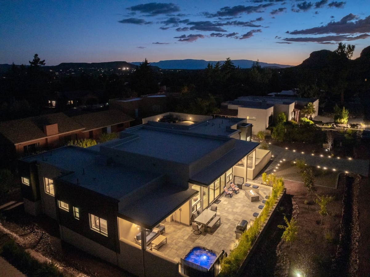 Sedona Luxury Mountain Views, HotTub, Rooftop Deck