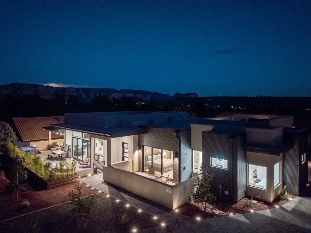 Sedona Luxury Mountain Views, HotTub, Rooftop Deck