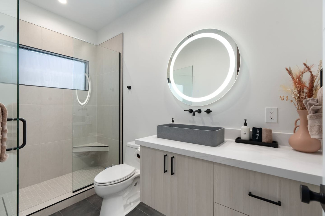 Sedona Luxury Mountain Views, HotTub, Rooftop Deck