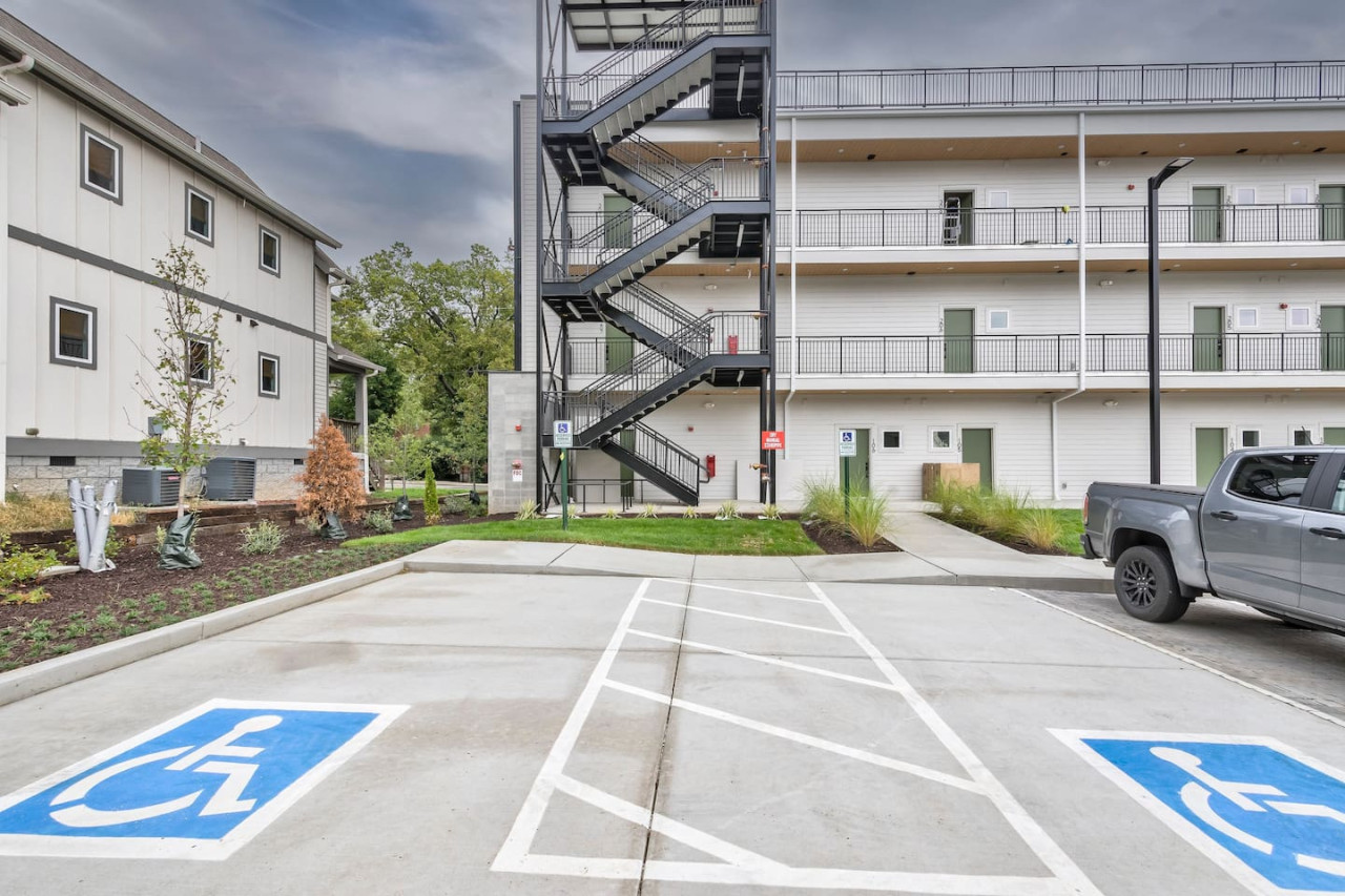 Cozy East Nashville Condo with Rooftop Deck Access